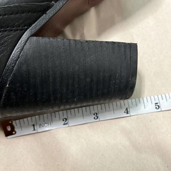 VINCE CAMUTO LEATHER‎ HEEL ANKLE BOOTS SIZE 10M - Picture 8 of 11